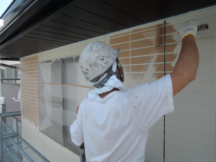 外壁塗装と金属サイディングカバー工事の違いを徹底比較 ガイソー寝屋川店 住まいの外装リフォーム専門店